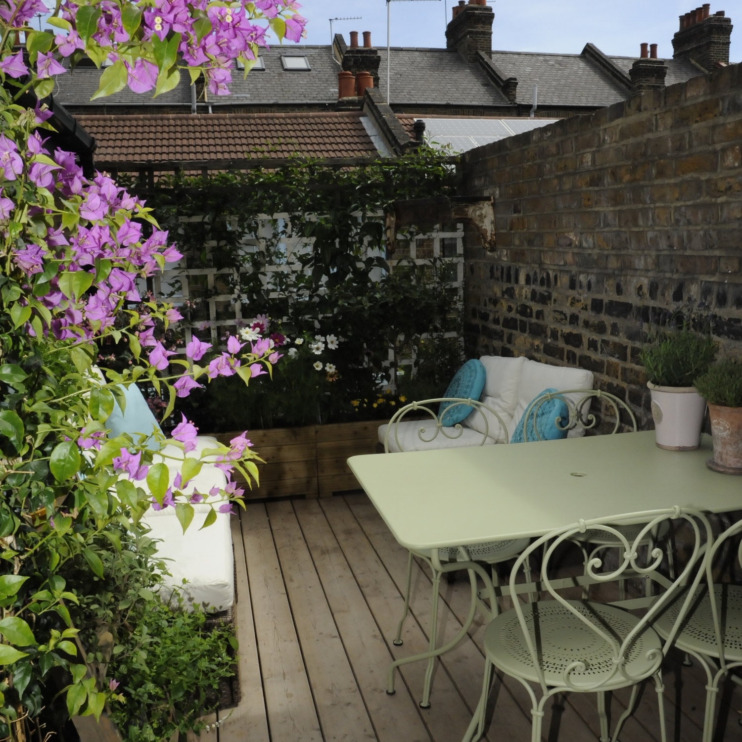 OUTDOOR SPACE